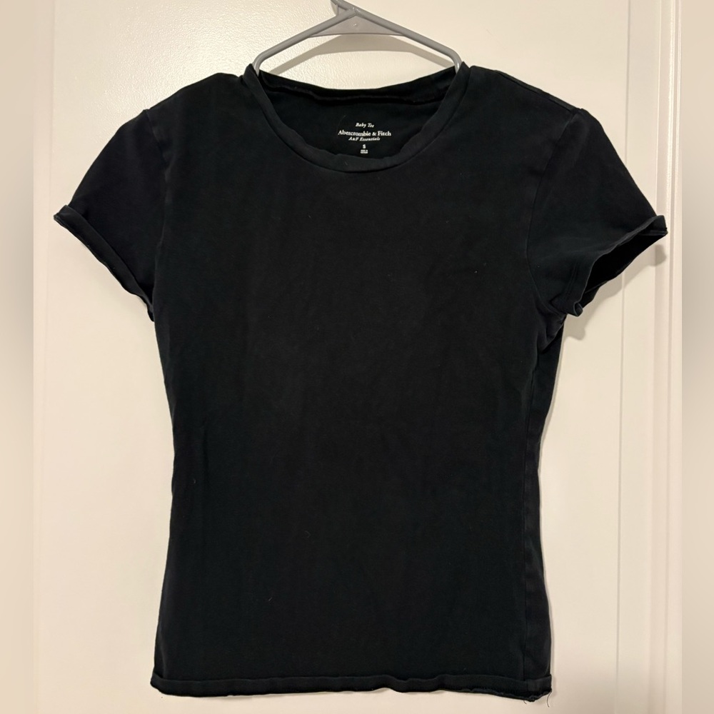 Abercrombie & Fitch Black Short Sleeve Tee
